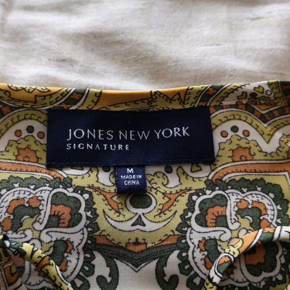 Jones New York bohemian silk-like tunic - Picture 5 of 12